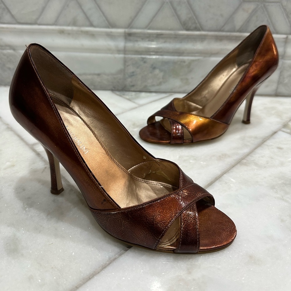 Size 7 Enzo Angiolini Bronze / Brown Heels